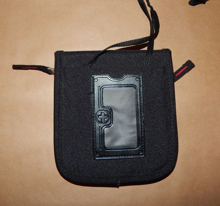 Portofel de gat Wenger, nou fara eticheta