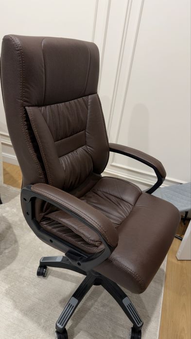 Кресло для офиса новый