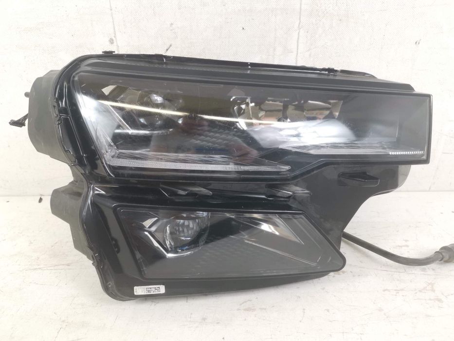 Скода Карок / Skoda Karoq Дясна светлина Full Led Skoda Karoq Facelift