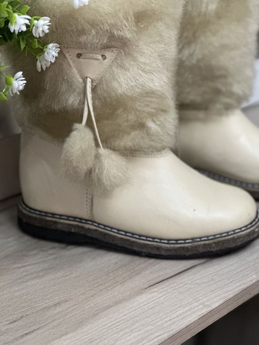 Продам сапоги для девочки