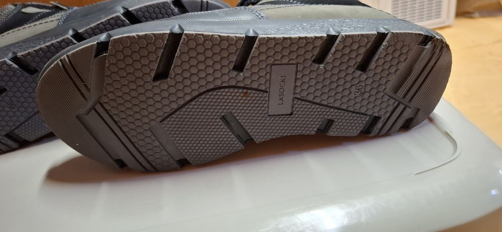 Ghete din piele Lasocki