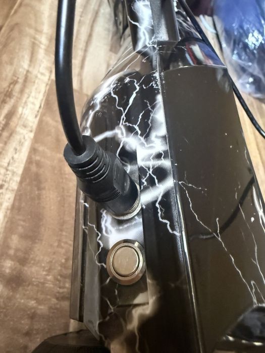 ГИРОСКУТЕР Li- lon DX-420150 с Bluetooth почти новый !