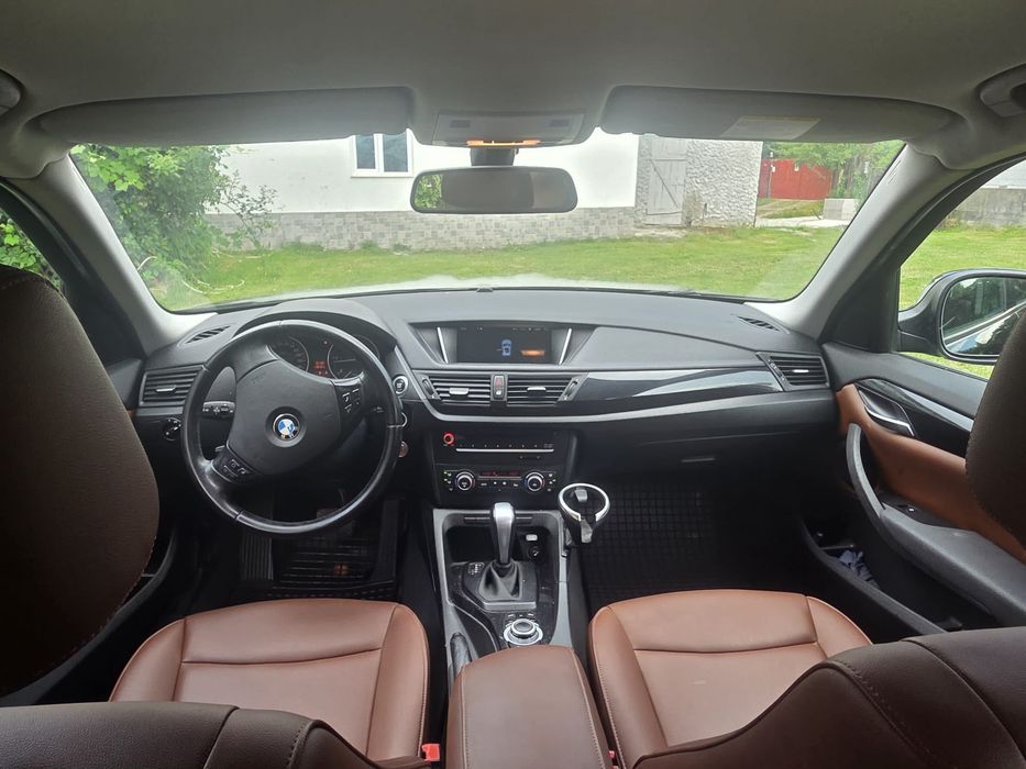 Vând bmw x1(xdrive)