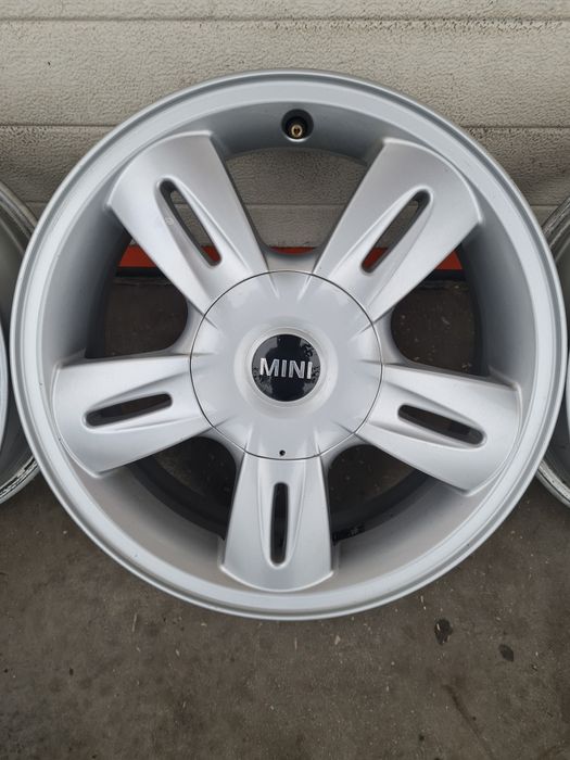 Оригинални джанти за МИНИ КУПАР MINI TOYOTA KIA HYUNDAI MAZDA R15 4x100 ET45 5.5J