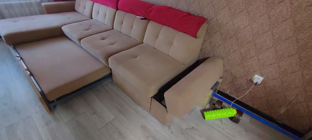 Диван продам в отличном состоянии