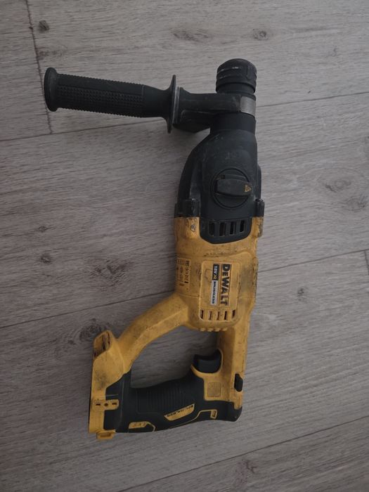 Перфоратор dewalt