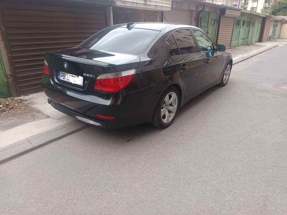 BMW E60 523i Десен волан