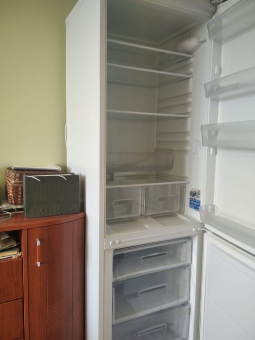 Холодильник Indezit