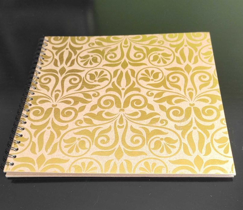 Албум за снимки , колаж , винтидж , хербарии , крафт