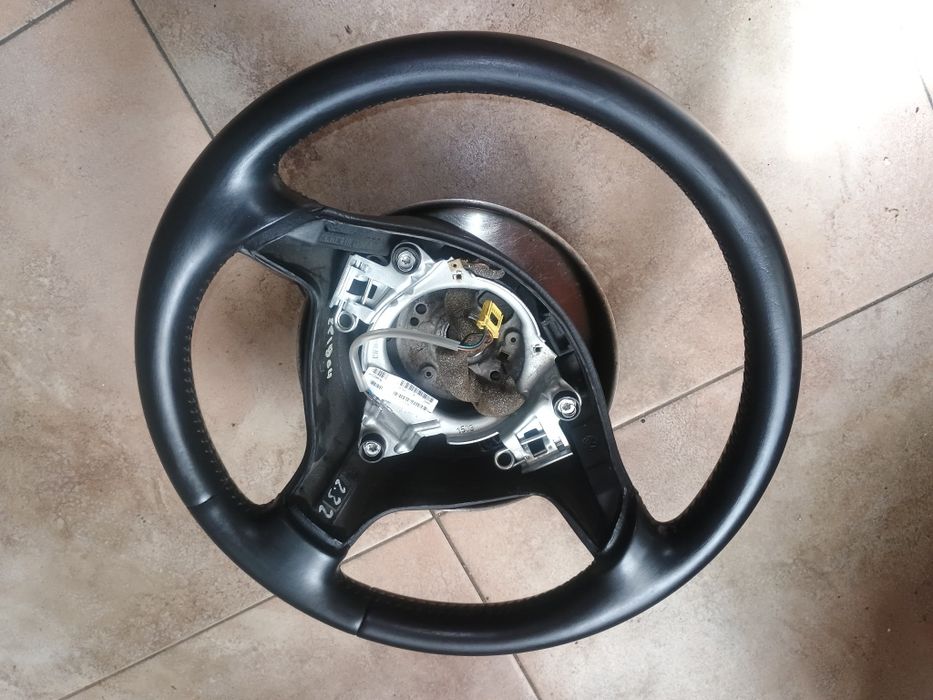 Кожен волан за Голф 4