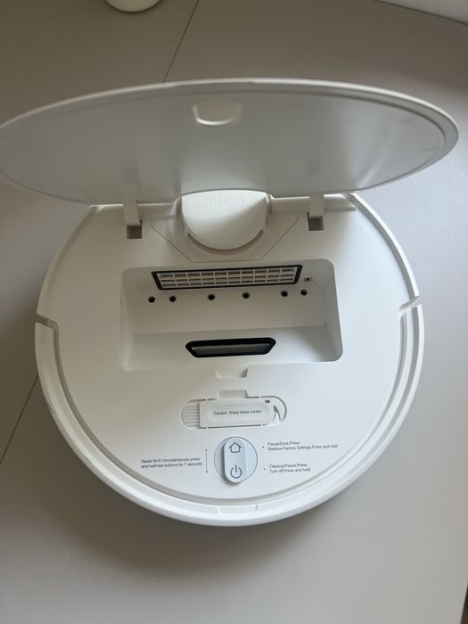 Robot aspitator Xiaomi S10