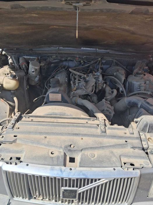 вольво VOLVO 740.