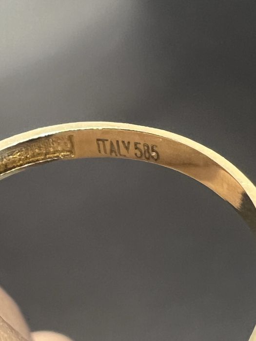 Золото 585  Кольцо Масса: 2,1