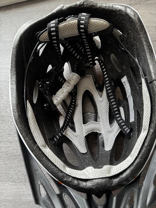 Велосипедная каска