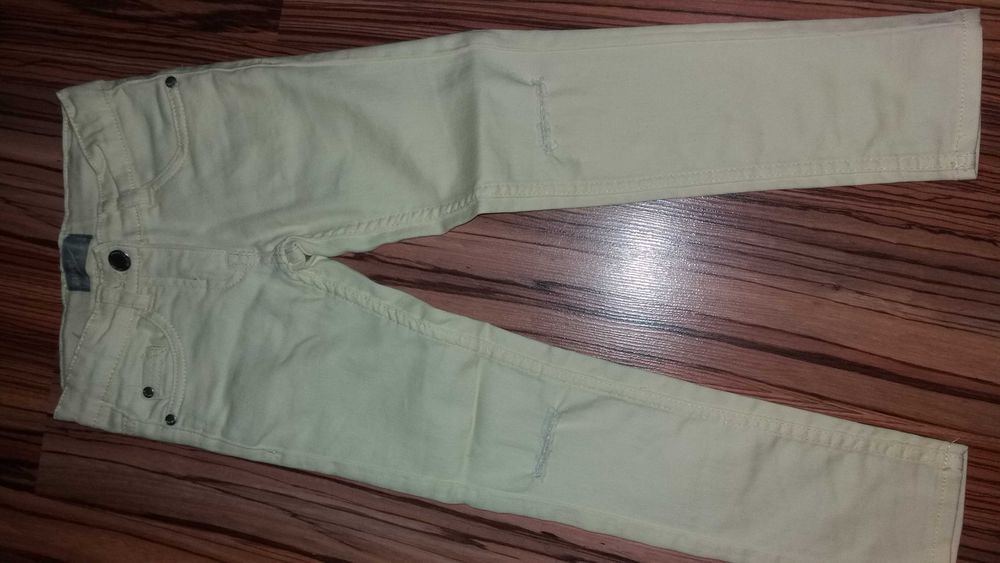 Детски Модерни изрязани Дънки