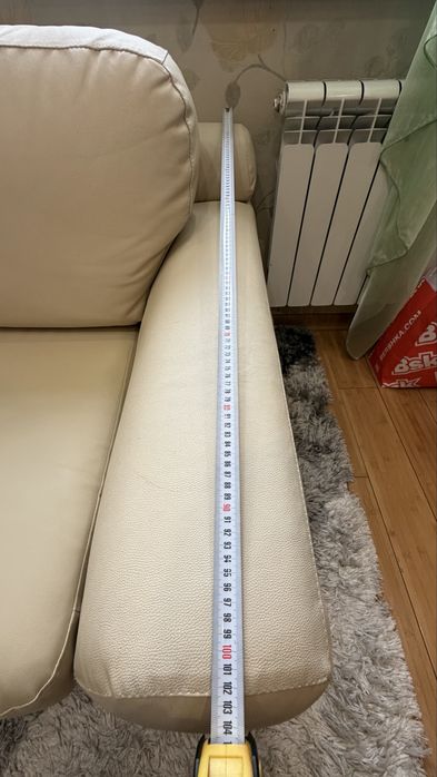 Продам диван небольшой
