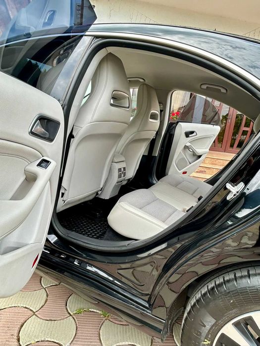 Mercedes Cla 180 benzina 2015
