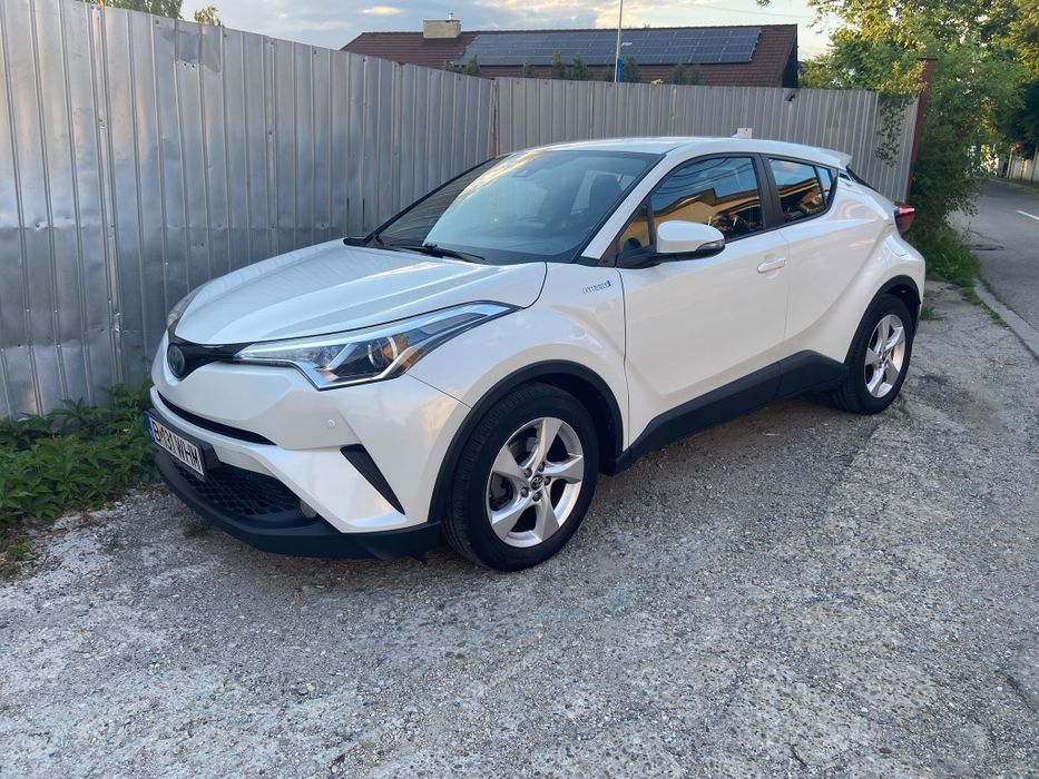 Toyota C-HR Hybrid 2019, motor 1.8, 122CP.