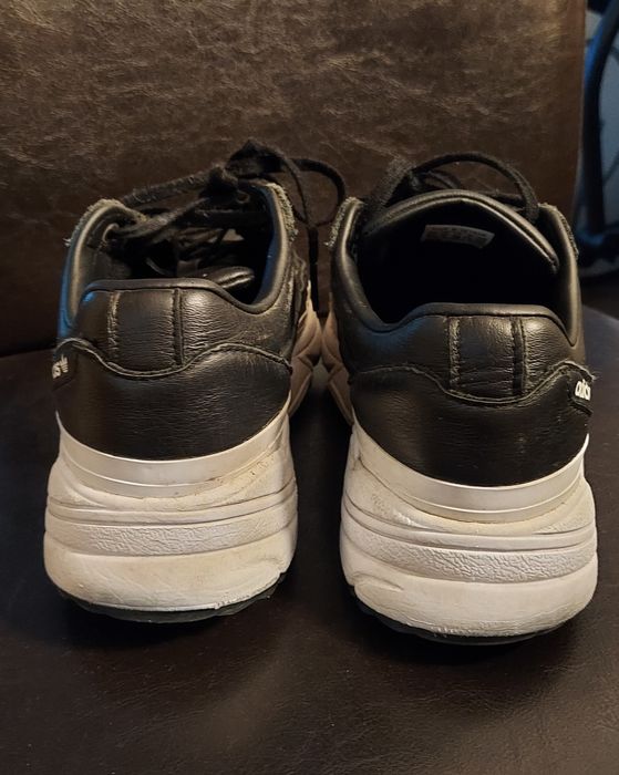 Оригинални дамски маратонки Adidas  38