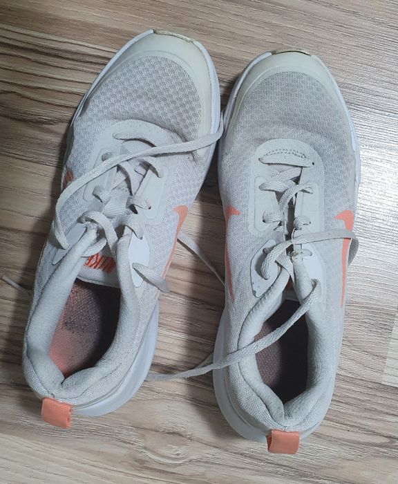 Кроссовки Nike  обувь летняя зимняя