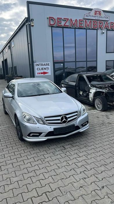 Dezmembram Mercedes-Benz E Class Coupe 3.0 CDI an fabr. 2011