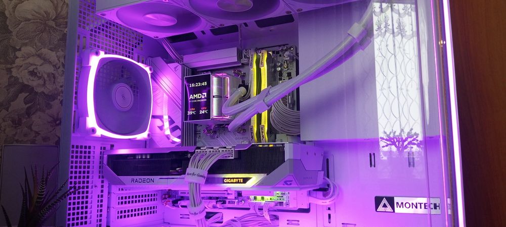 Компьютер на 9800x3d RX 9070xt