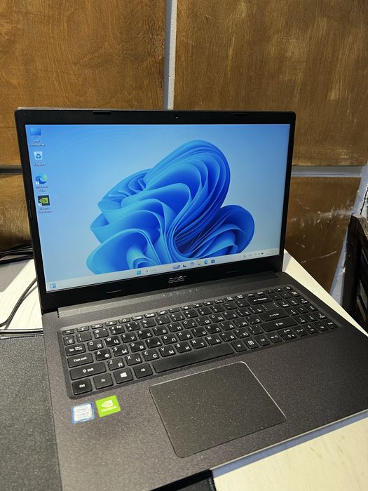 Ноутбук Acer i5-8