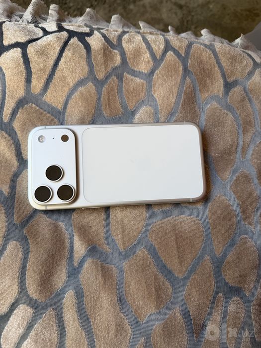 Ipohne 17 pro max sim esim