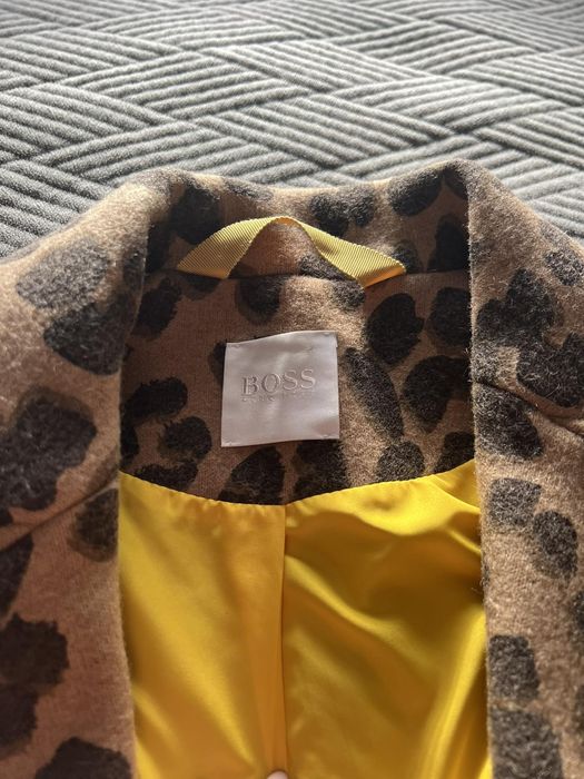 Сако от марката Boss
