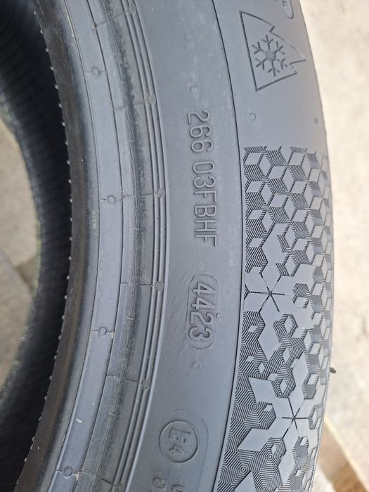 1бр. Почти Нова 225 55 17 Continental