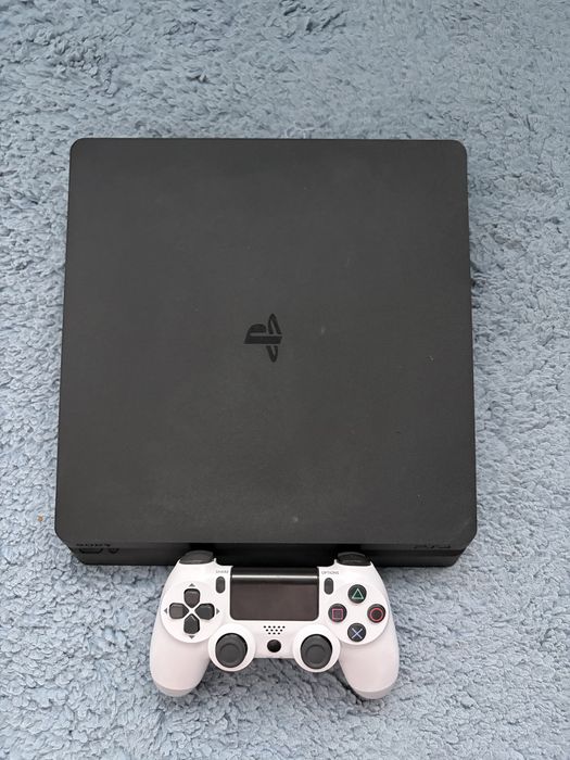 Ps4/Playstation 4 slim