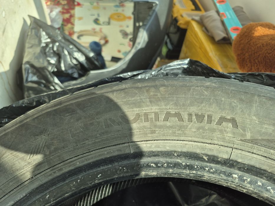 Шины 235/55 R18 100 v