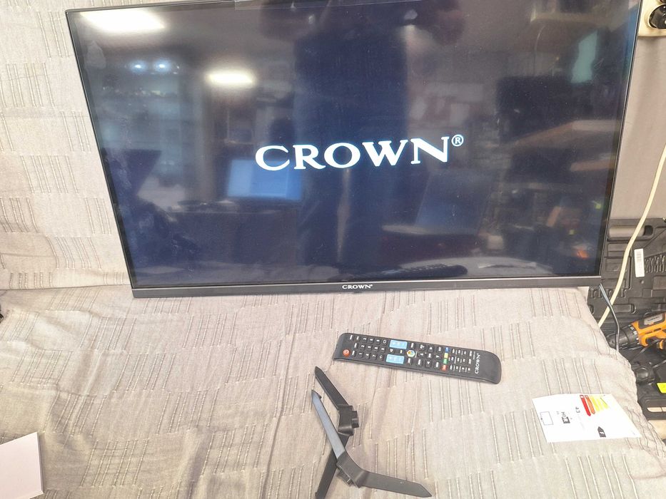 Led TV Crown 32FB12AWH