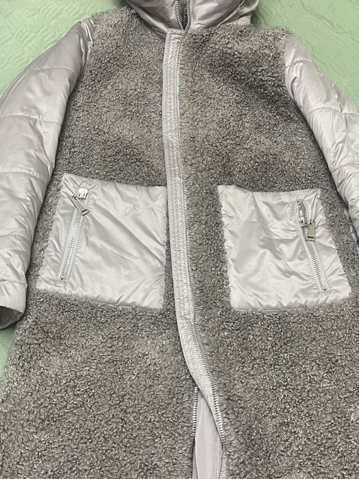 Куртка зимняя тёплая, внутри верблюжий шерсть