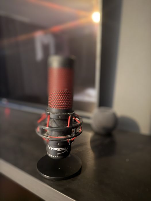 Microfon hyperx qyadcast