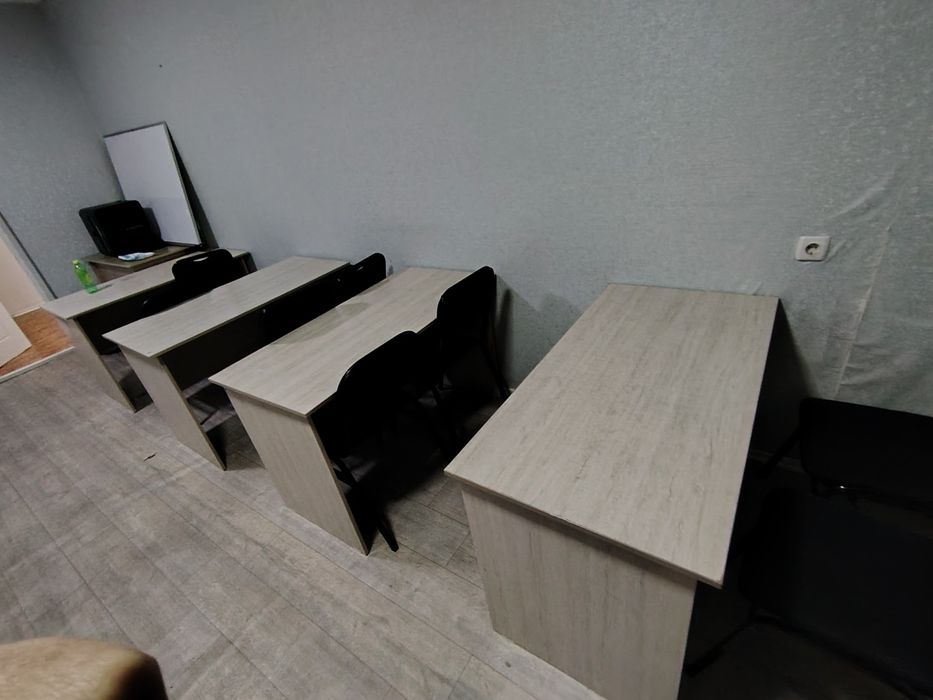 Komplekt Partalar (stol stullar) sotiladi