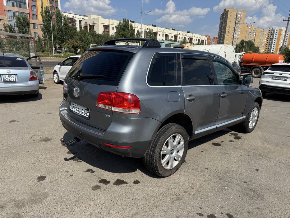 Продам автомобиль Volkswagen Touareg