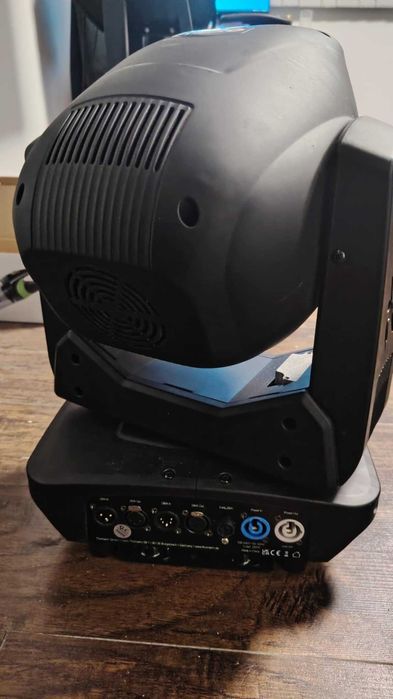 Moving Head Varytec Hero Spot 230 Pretul este pentru 2 buc