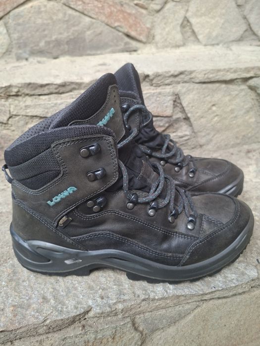 Маратонки Hoka adidas nike puma meindl crispi seven summits lowa и ботуши бебе