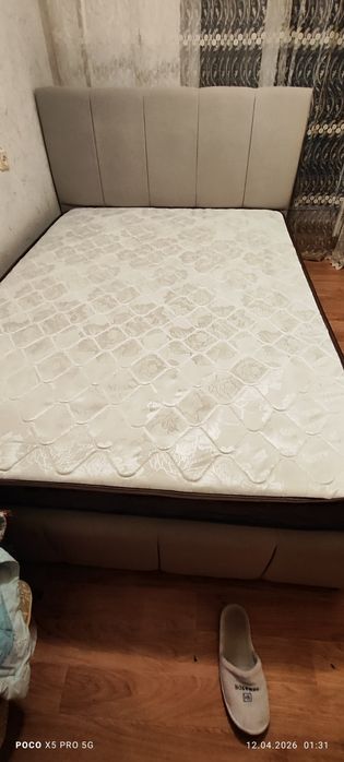 Продам матрас 140/200