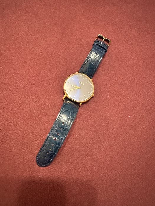 Часовник  DOXA, серия D-Ligth