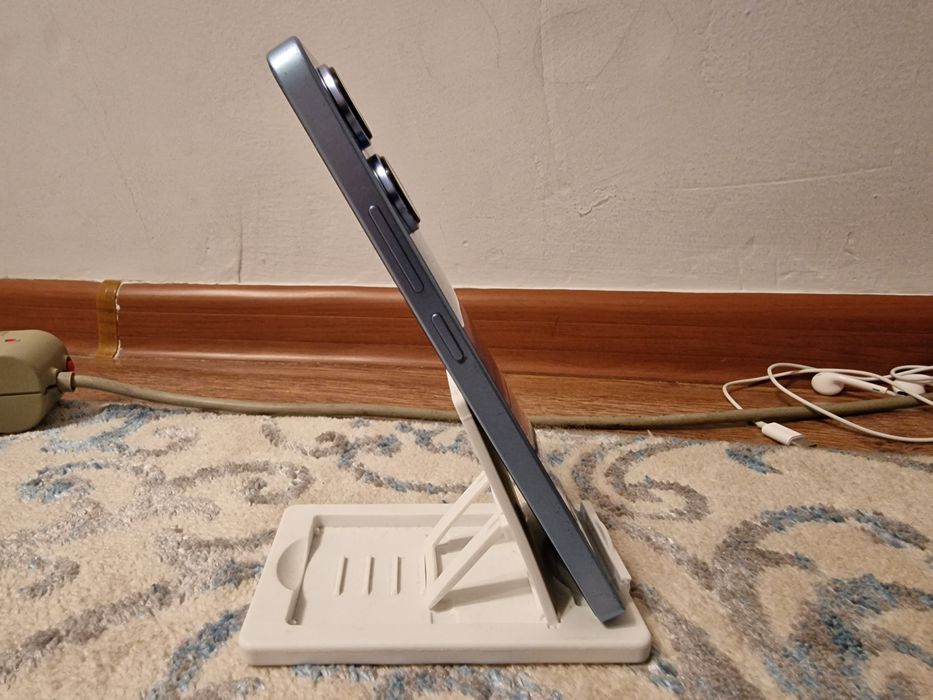 Продам REDMI NOTE 13 состояние идеальное