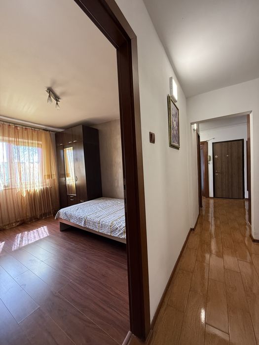 Proprietar Apartament cu 3 Camere Aradului