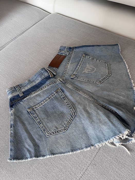 Pinko Denim дънкови къси панталони, размер 26.