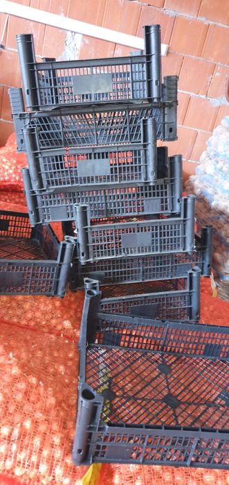 Ladite plastic diferite modele