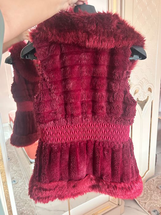 Дамски елек в бордо