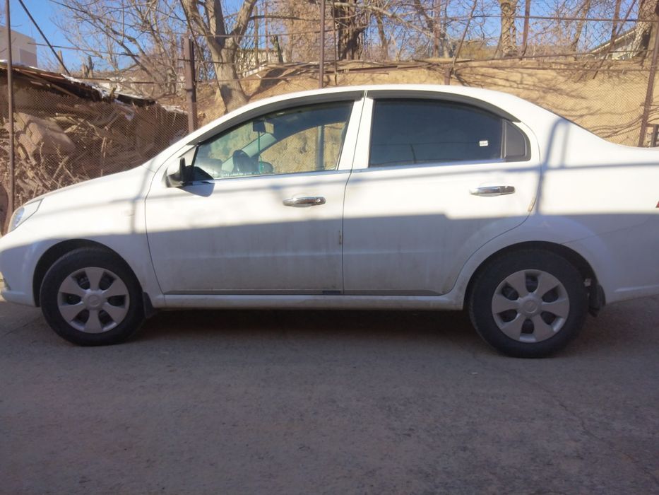 Некся 3 сотилади идиял