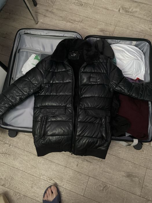 Продам куртку недорого 20 тыщ