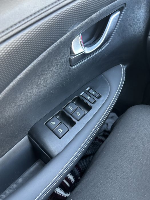 Продам новый автомобиль