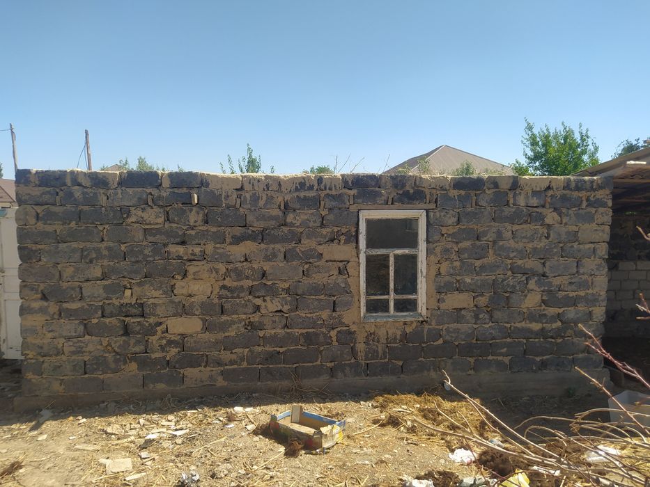 Уй сатылады орталыктан старый базардан